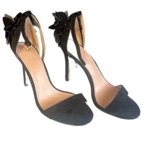 Black Tory Burch Heels size 8.5